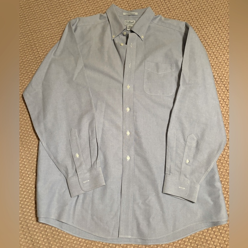 Men’s LL Bean tailored dress shirt